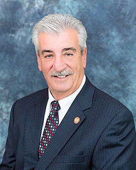 Picture of District 4 Commissioner Joe Knight